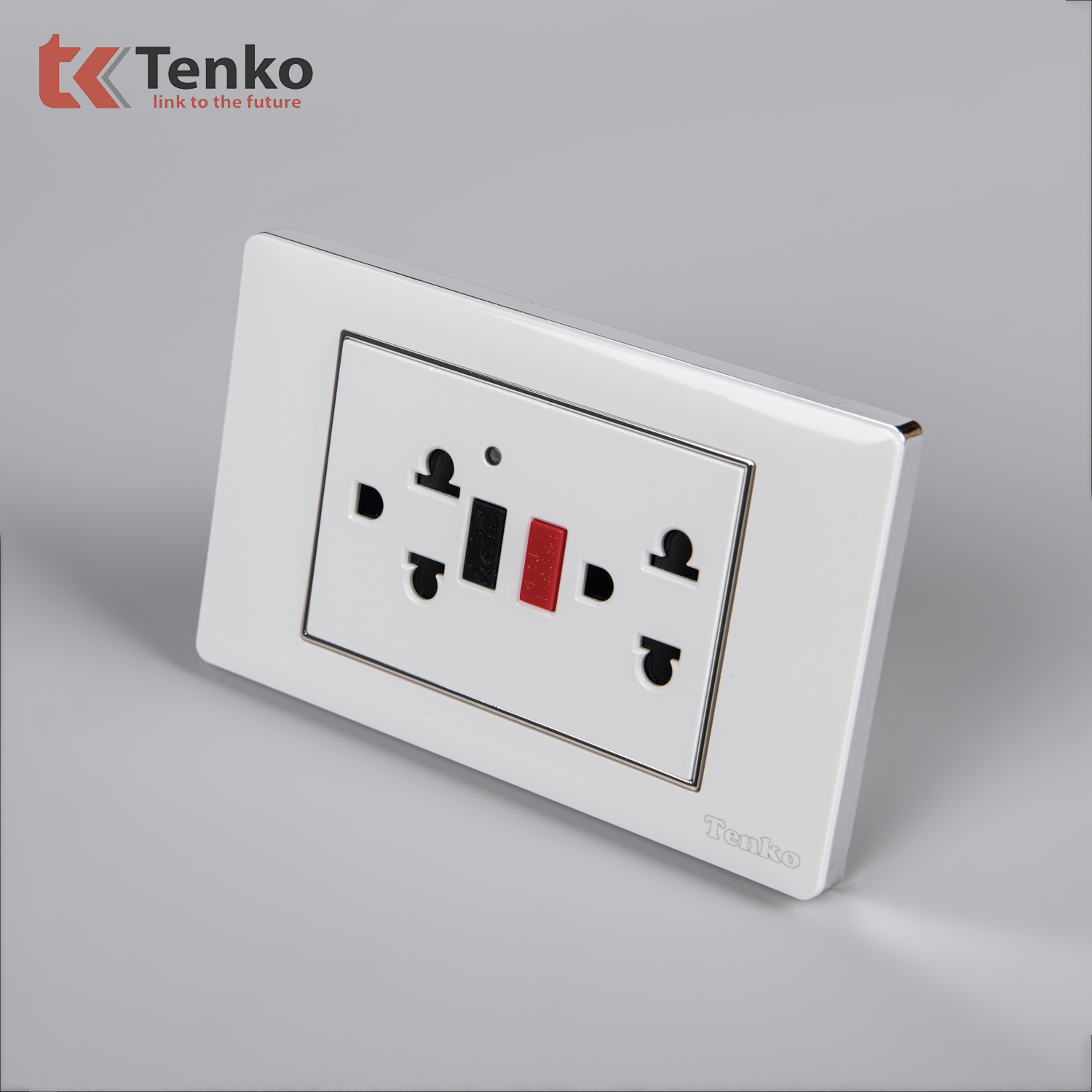 Ổ Cắm Chống Chập Mặt Nhựa Trắng Viền Bạc TK-C27-19